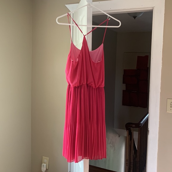 Sweet and femme chiffon Everly dress from ModCloth size SMALL - Picture 3 of 4